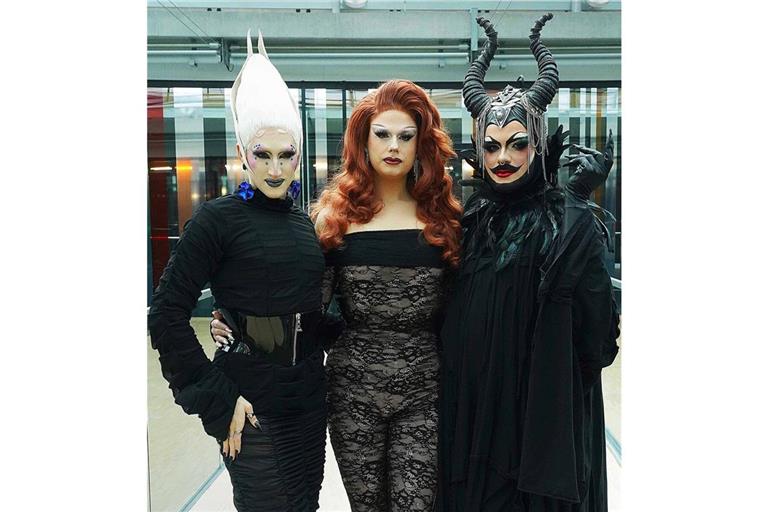 Drag Queens Vava Vilde, Rachel Intervention und Bambi Mercury (von links).