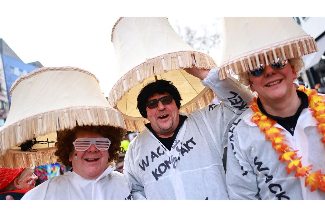 "Wackelkontakt": Der Winter-Partyhit kommt vom Tegernsee Drei "Lampen aus den Siebzigern" feiner in Köln. (Archivbild).