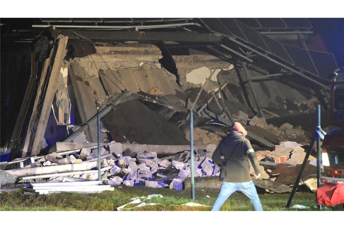 Drei Männer kamen beim Einsturz eines Daches in der Ostslowakei ums Leben.