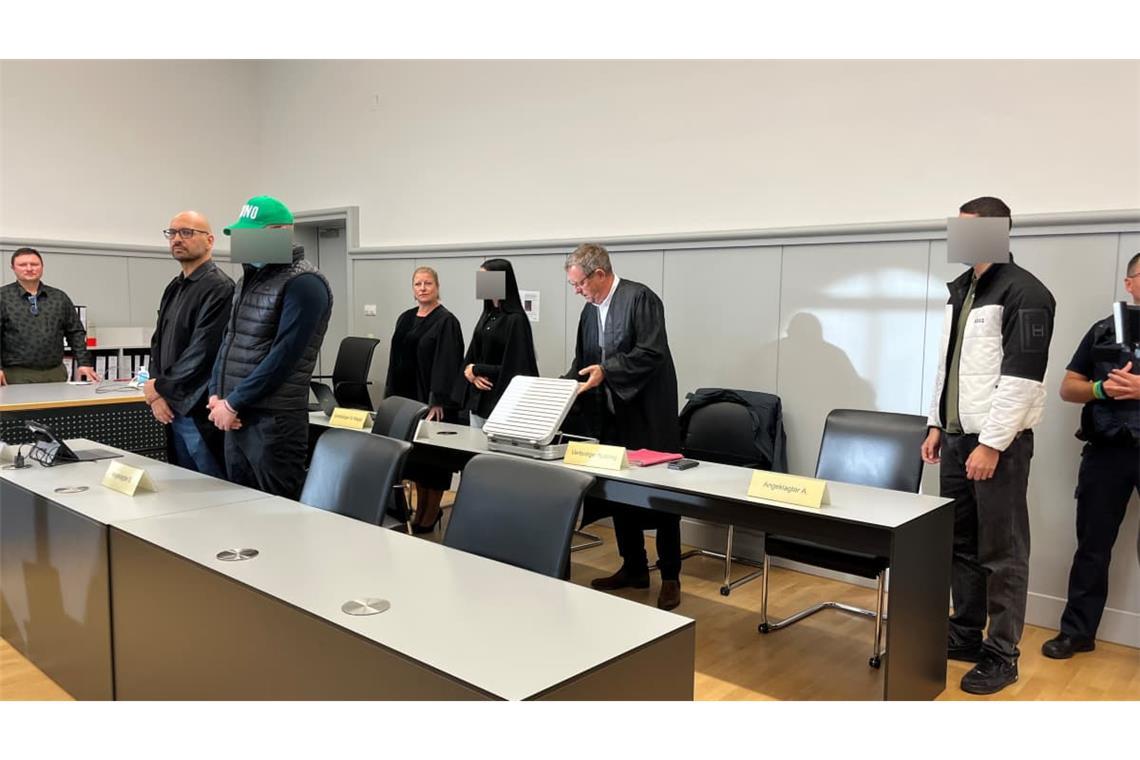Drei mutmaßliche Wegwerfagenten wurden am Montag in Ulm verurteilt