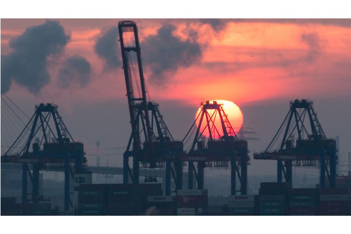 Kein Aufschwung in Sicht – „Wirtschaftsweise“ senken Prognose Düstere Aussichten für das Wirtschaftswachstum in Deutschland. (Symbolfoto)