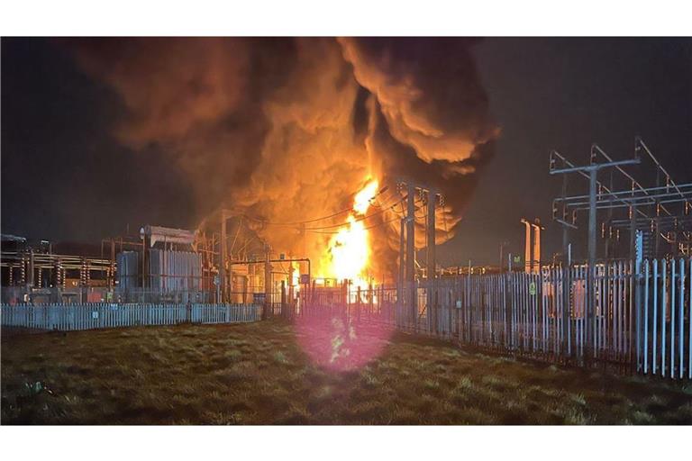 Durch den Brand in einem Umspannwerk war es zum Stromausfall beim Londoner Flughafen Heathrow gekommen.