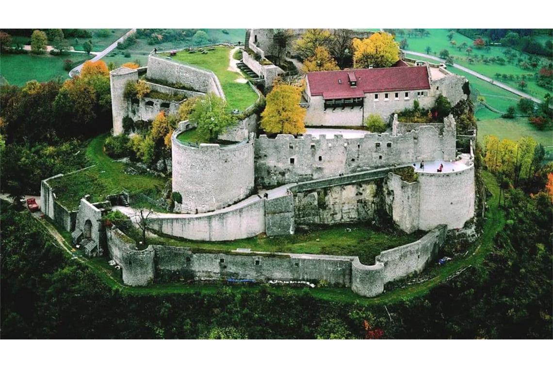 Durch ihre einzigartige Lage auf dem Felsen war die Festung Hohenneuffen nicht zu bezwingen. Im Laufe der Geschichte konnte sie nur durch freiwillige Übergabe erobert werden.