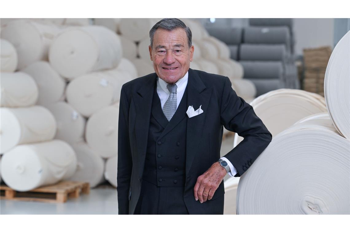 Trigema veröffentlicht Video - Follower fragen nach Grupp Durch regelmäßige öffentliche Auftritte ist Wolfgang Grupp senior einer der bekanntesten Kaufleute Deutschlands. (Archivbild)
