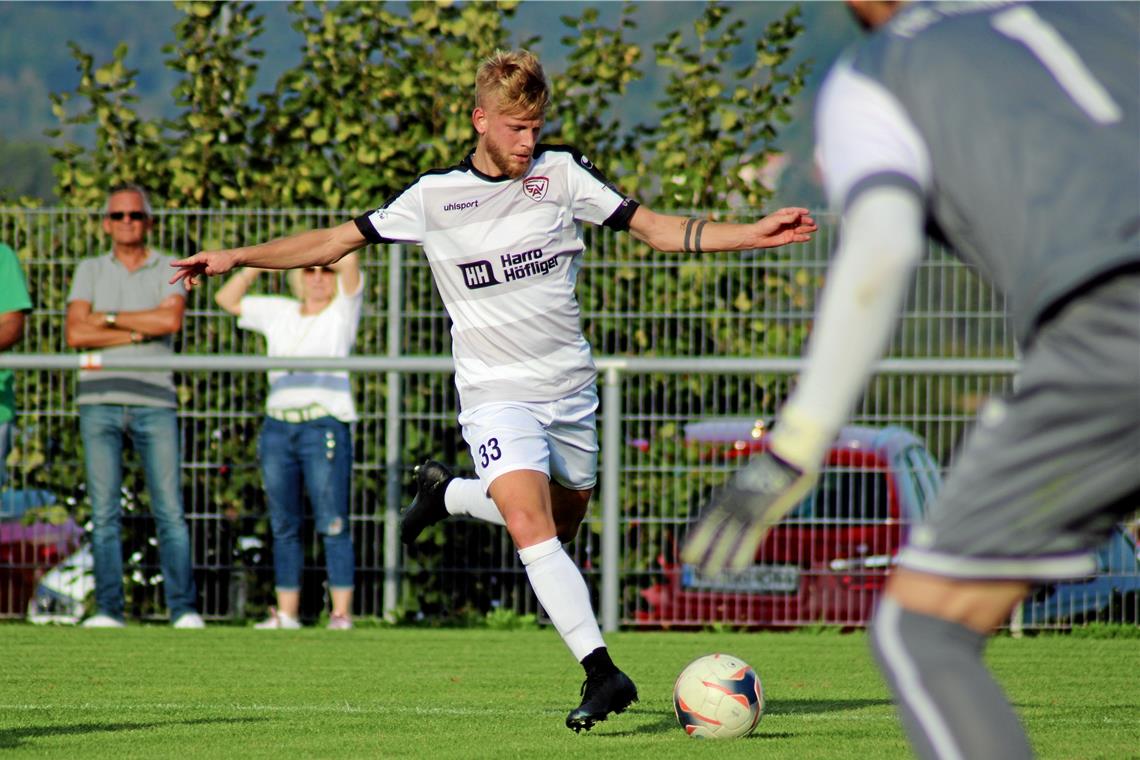 Dustin Condello ist unter anderem für seinen Heimatverein SV Allmersbach am Ball. Foto: T. Babic