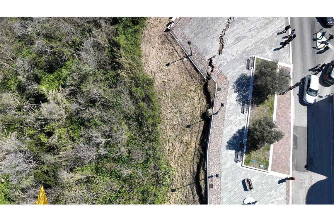 Dutzende Menschen wurden evakuiert.