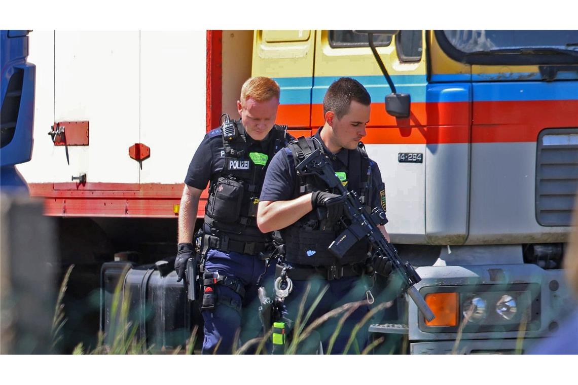 Ein 73 Jahre alter Mann wurde schwer verletzt.