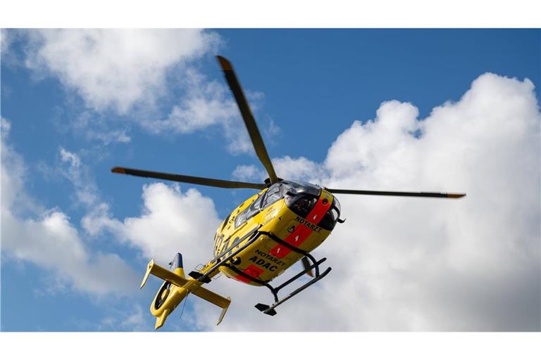 Ein achtjähriges Mädchen ist in einer Höhle auf der Schwäbischen Alb abgestürzt und hat sich schwere Verletzungen zugezogen. (Symbolbild)