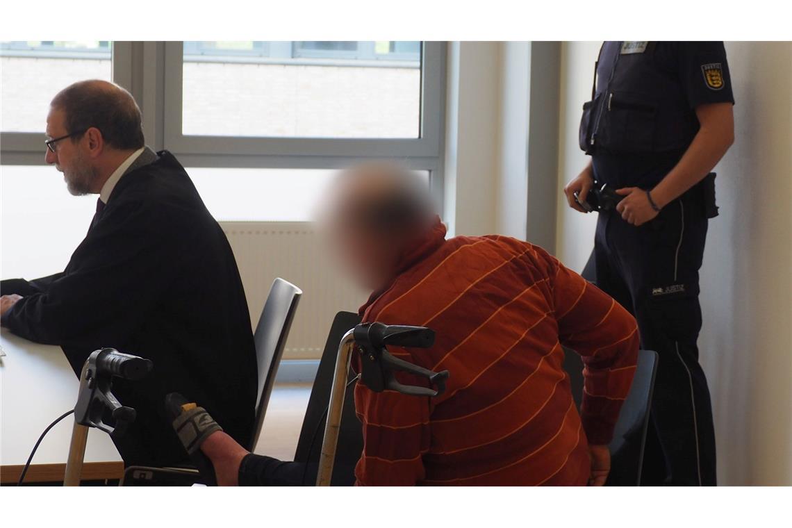 Stromfalle für Nachbarin - Vier Jahre Haft für 61-Jährigen Ein Angeklagter wird wegen versuchten Mordes zu einer Haftstrafe verurteilt. (Archivbild)