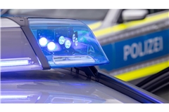 Ein Autofahrer wurde im Kreis Sigmaringen von einem Zug erfasst (Symbolbild).