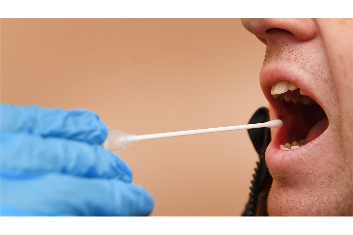 Ein Betrugsversuch mit einem Vaterschaftstest war Thema einer Gerichtsverhandlung am Amtsgericht Dillingen. (Symbolbild)