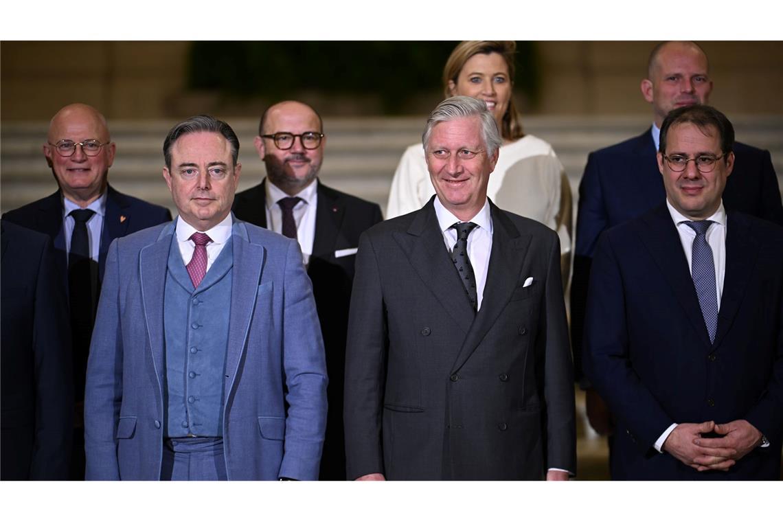 Neue rechtsgeführte Regierung Belgiens vereidigt Ein drastischer Rechtsruck ist in Belgien trotz der Regierungsbeteiligung der bei der Wahl im Juni siegreichen N-VA nicht zu erwarten.