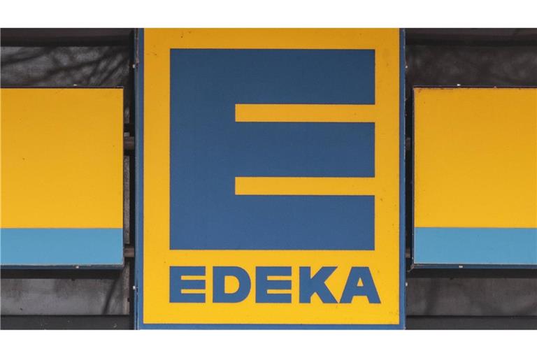 Ein Edeka in Reutlingen wurde am Samstag überfallen (Symbolbild).