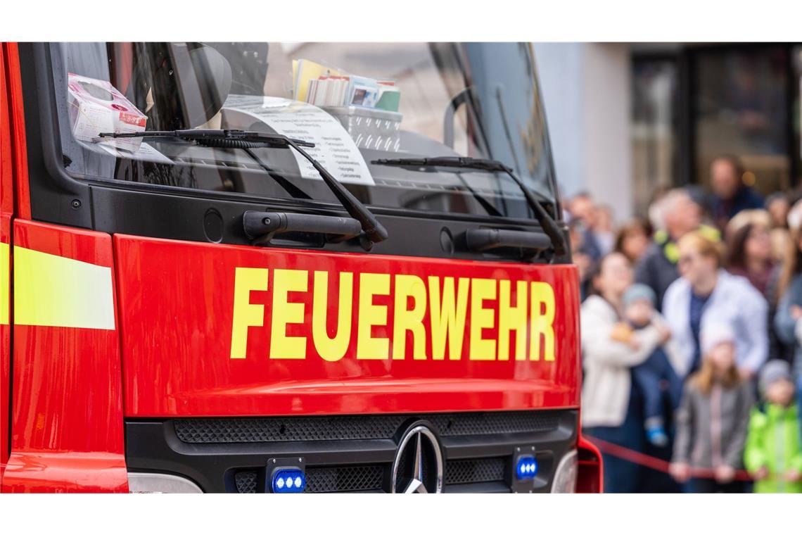 Ein Einsatzfahrzeug der Feuerwehr. (Symbolfoto)