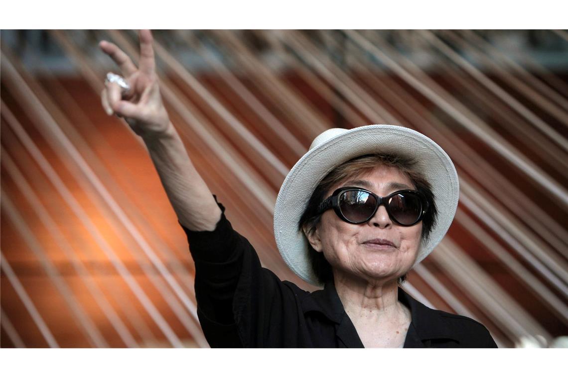 Streit um Lennon-Uhr: Yoko Ono gewinnt vor Gericht Ein Fahrer hat die Uhr bei Yoko Ono gestohlen, ist das Gericht überzeugt. (Archivbild)