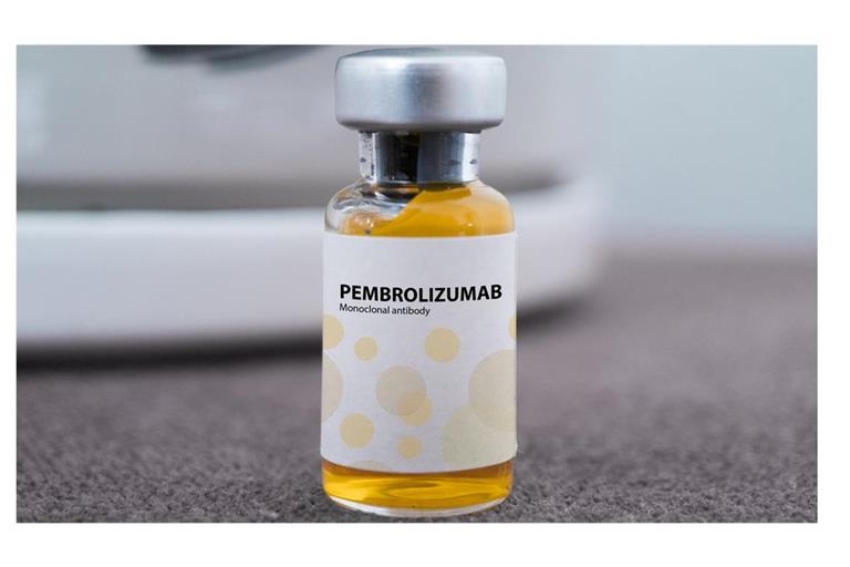 Ein Fläschen des Krebsmedikaments Keytruda, das Pembrolizumab enthält, ein zur Immuntherapie eingesetzten monoklonalen Antikörper.