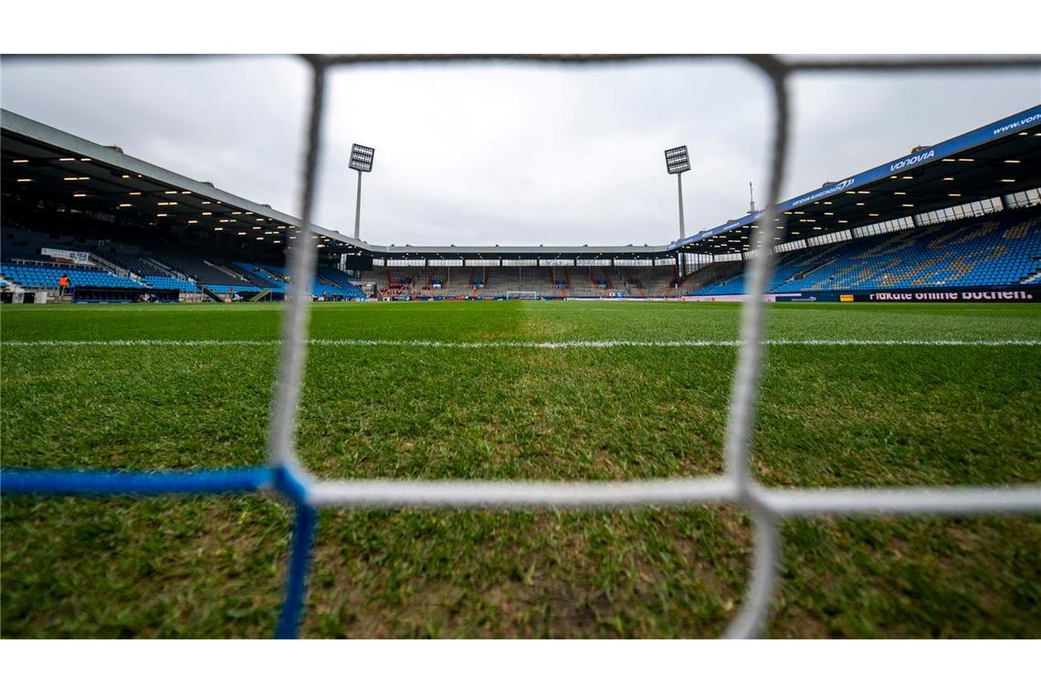 Ein Fußballtor ist in Erlangen umgestürzt und hat ein Kind tödlich verletzt. (Symbolbild)