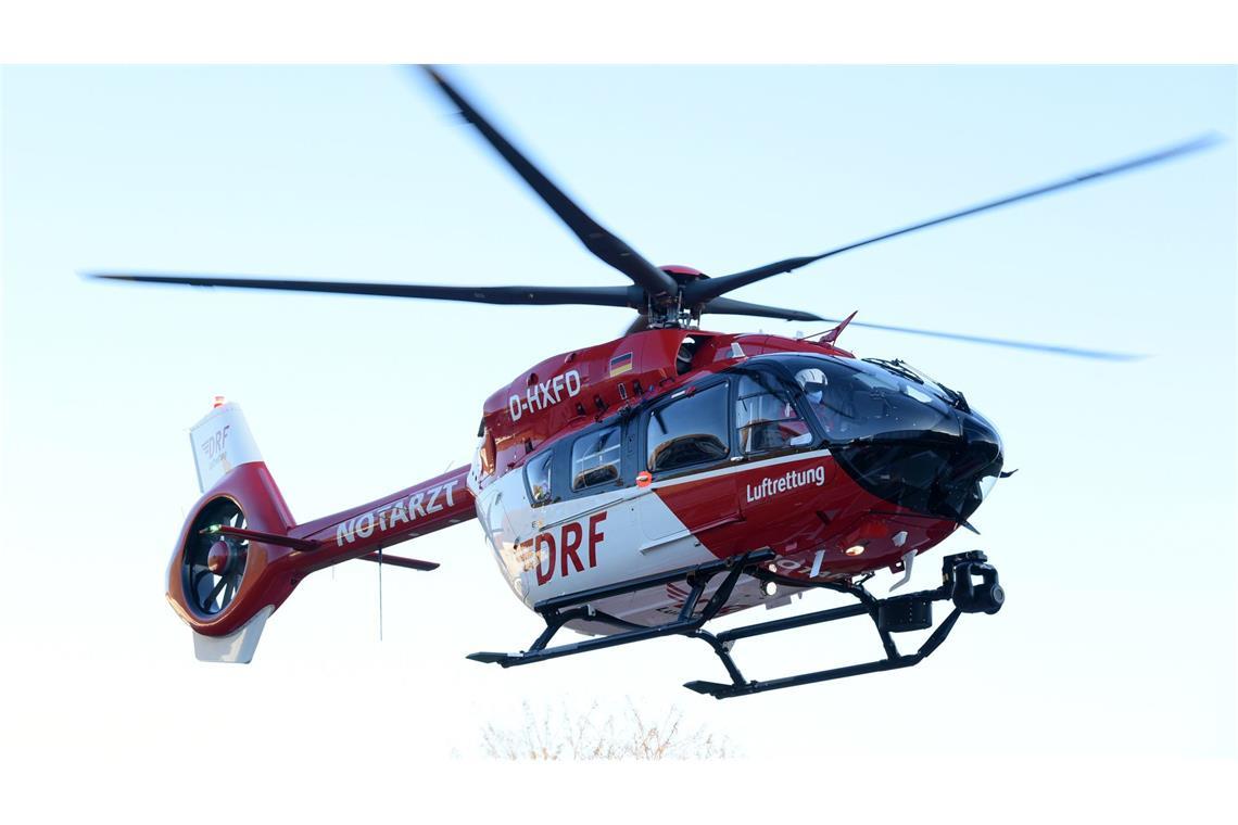 25-Jähriger nach Bergtour tot gefunden Ein Hubschrauber der DRF-Luftrettung (Symbolbild).