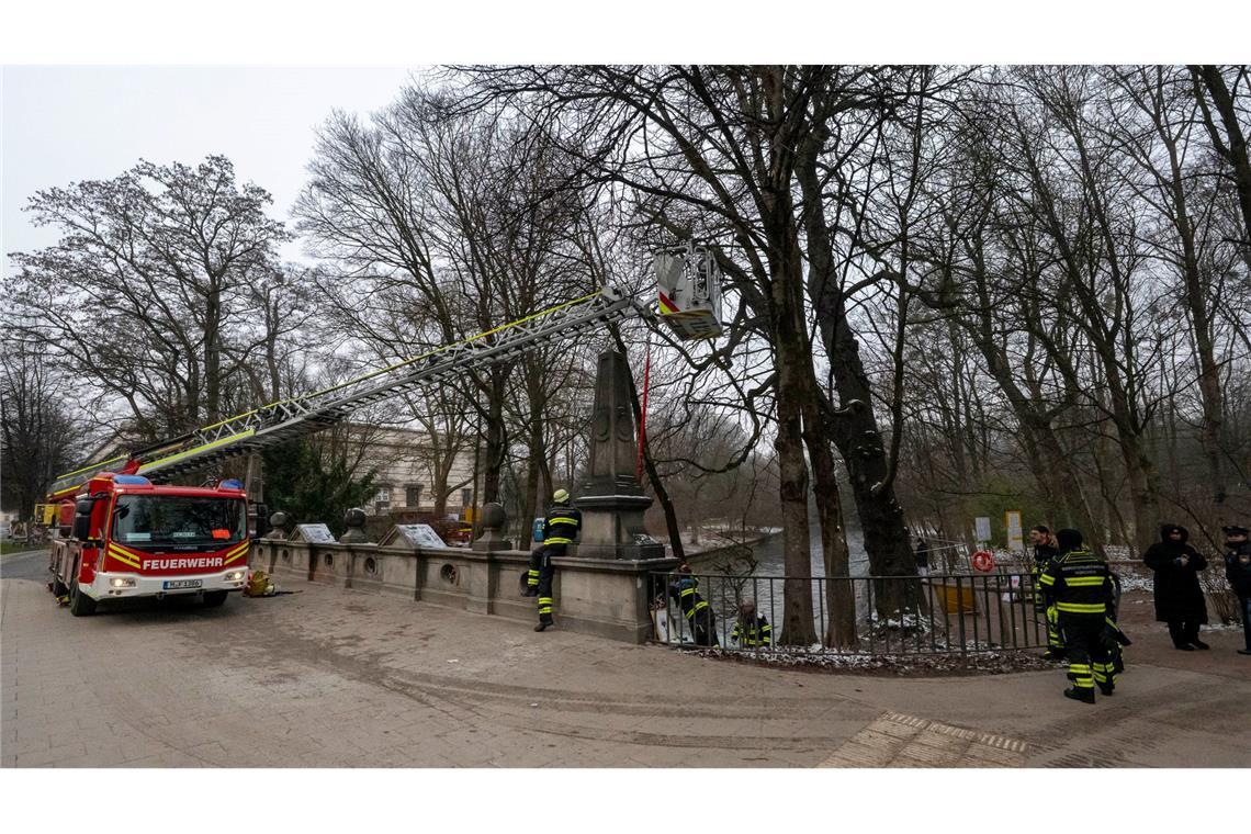"Kampfansage" - Streit um Eisbachwelle spitzt sich zu