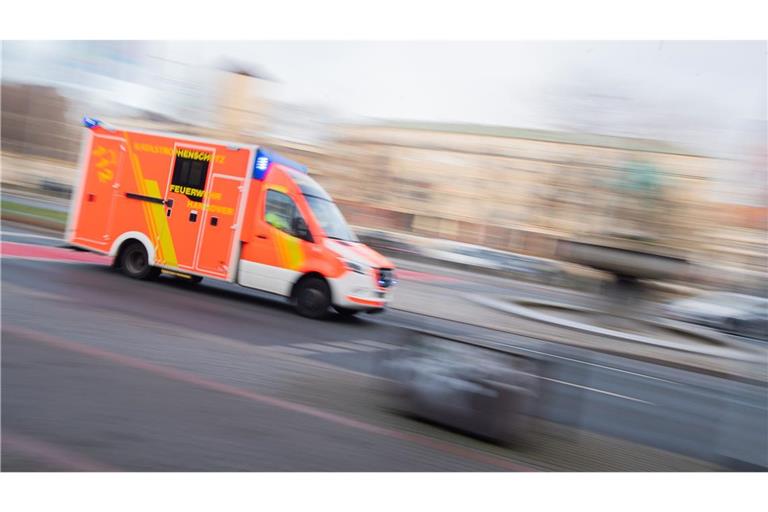 Ein Mann hat bei einem Streit seine Fingerkuppe eingebüßt – er kam ins Krankenhaus (Symbolbild).