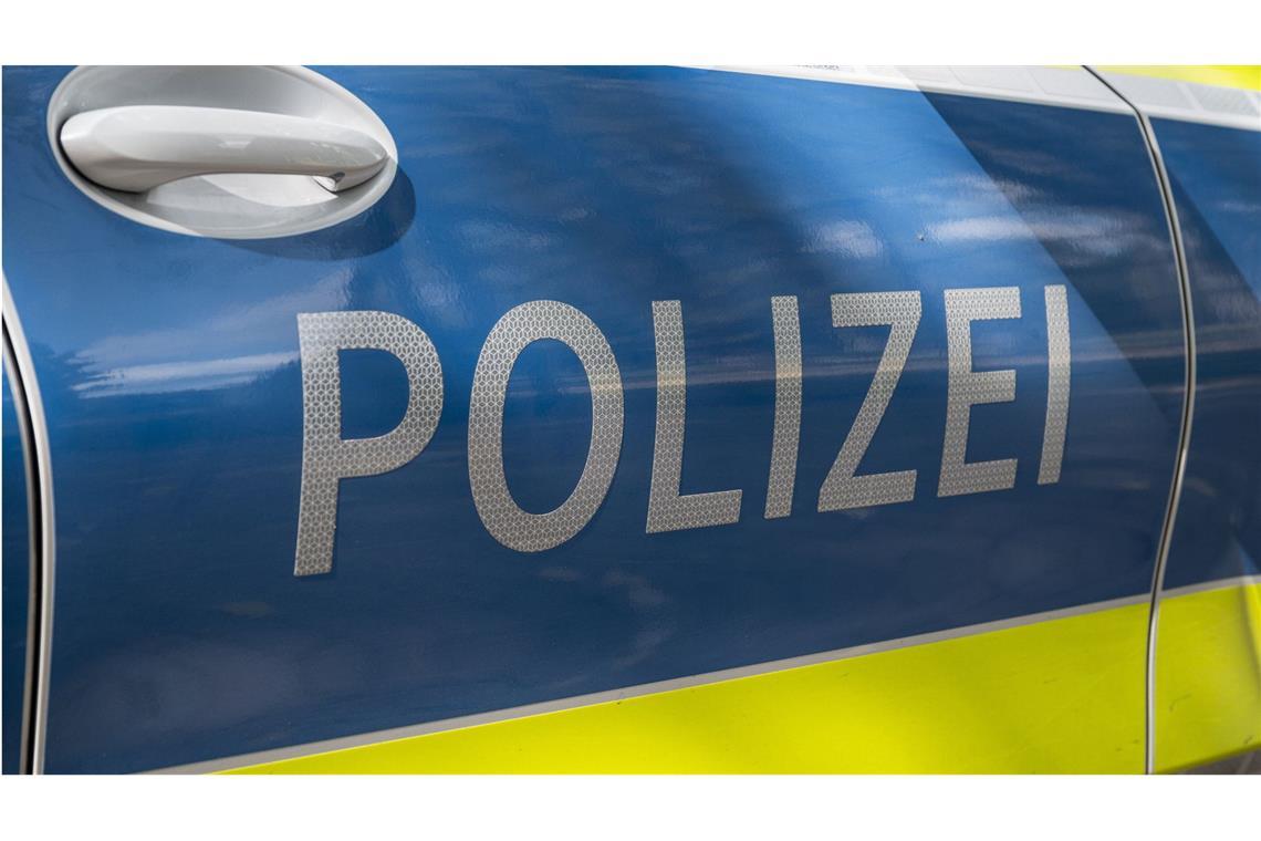 Arbeiter von Werkzeug tödlich verletzt Ein Mann ist im Kreis Göppingen bei einem Arbeitsunfall tödlich verletzt worden (Symbolbild).