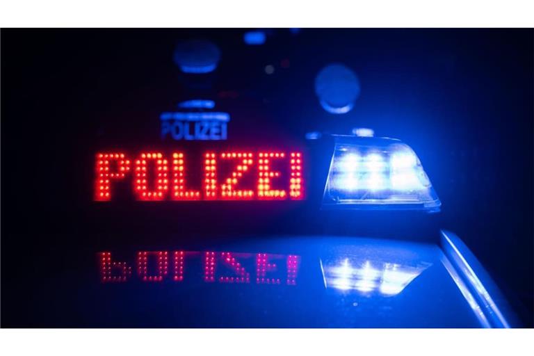 Ein Motorradfahrer hat sich bei Ostrach schwer verletzt. (Symbolbild)