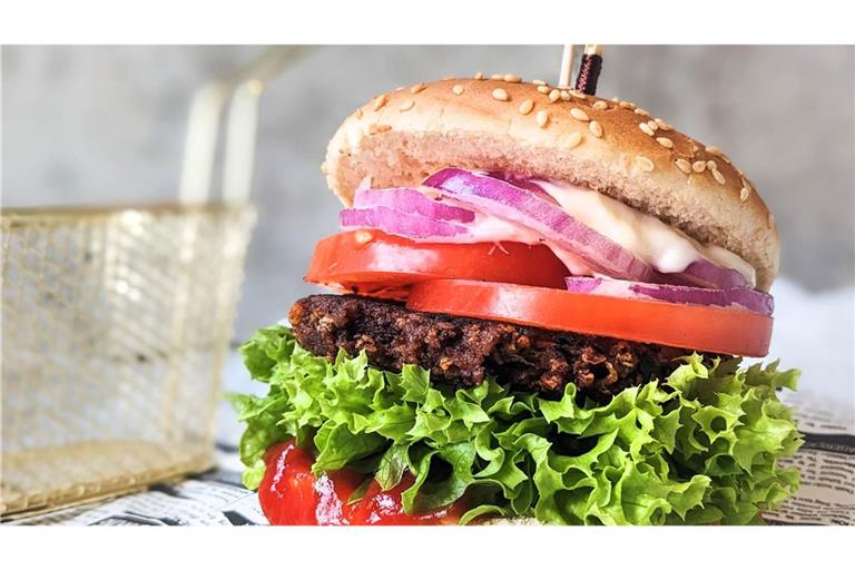 Ein Namensverbot für den „Veggie-Burger“ ist vom Tisch, andere Namen sind künftig aber verboten.