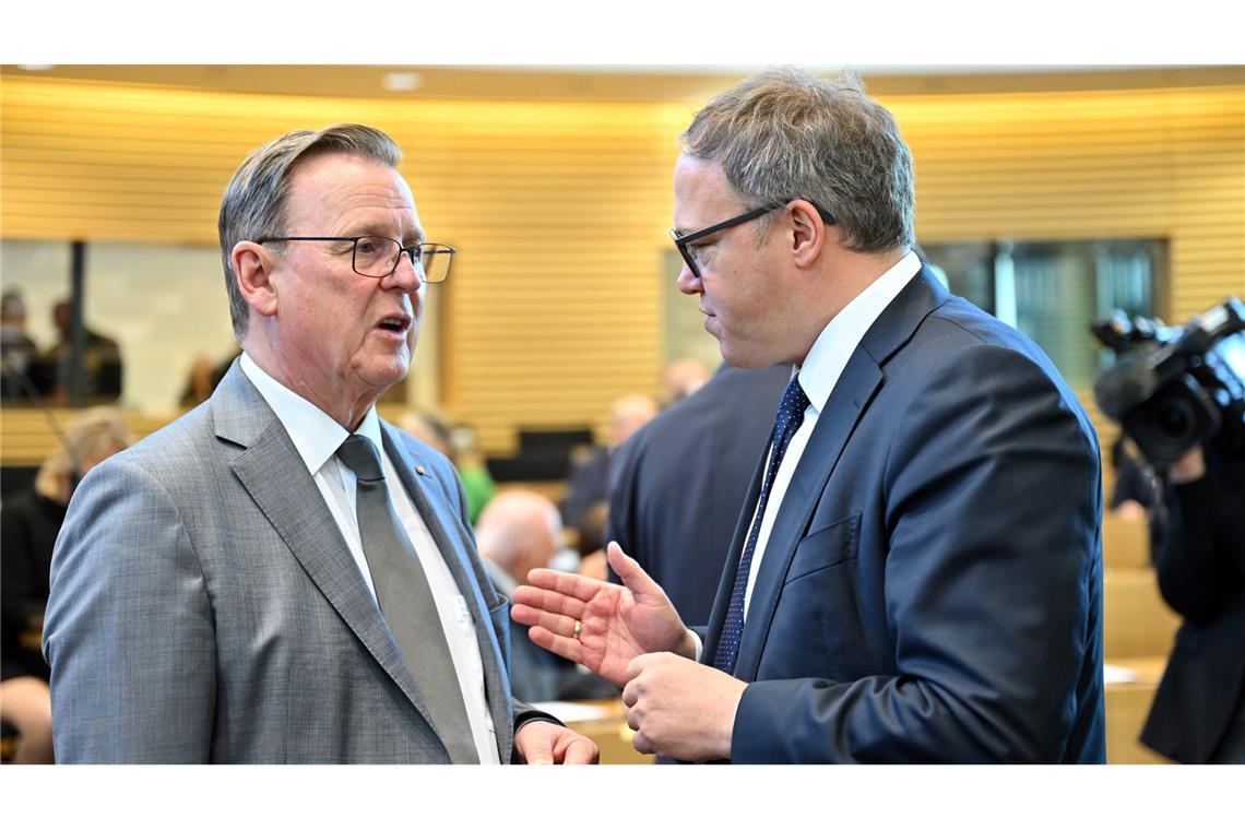 Kompromisssuche: Wählt Thüringens Linke CDU-Chef Voigt? Ein Pflichtenheft für den Umgang im Landtag - den Vorschlag von Bodo Ramelow (Linke) hat CDU-Chef Voigt aufgenommen. (Archivbild)