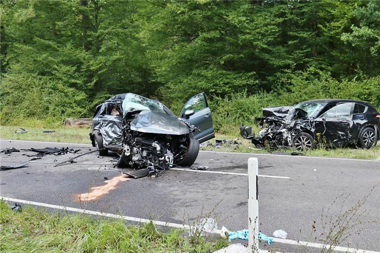 Ein schwerer Unfall hat sich auf der B328 hinter Aspach ereignet. Foto: 7aktuell.de/Kevin Lermer