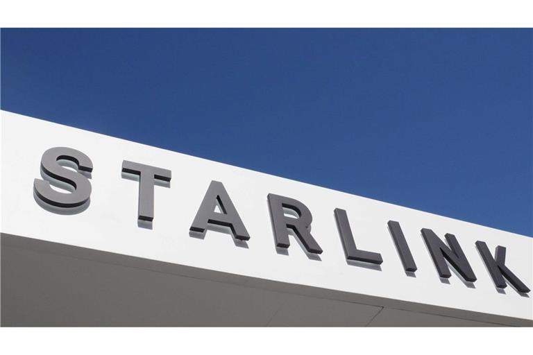 Ein Starlink-Marketingpavillon beim Mobile World Congress 2024.