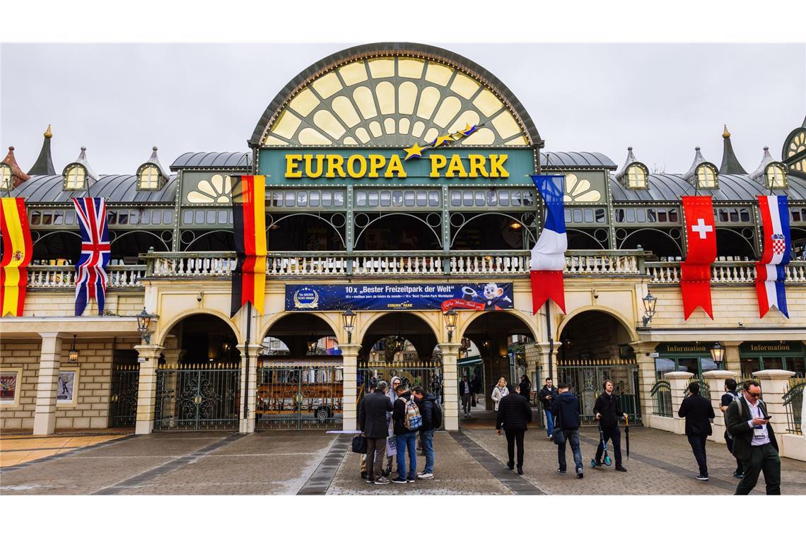 Storchennest brennt, kein Strom: Europa-Park kurz lahmgelegt