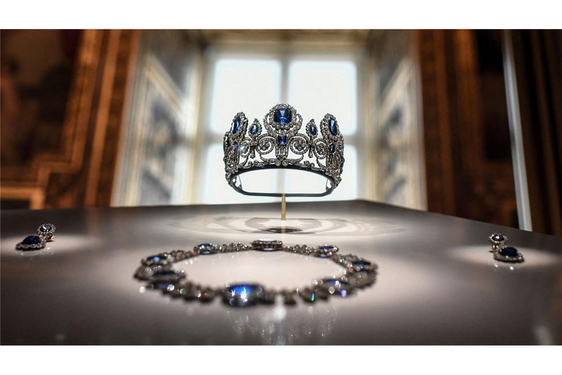 Mit Polizeieskorte: Pariser Louvre verlegt Juwelen Ein Teil der Louvre-Juwelen wird laut einem Medienbericht nun in 26 Metern Tiefe aufbewahrt. (Symbolbild)