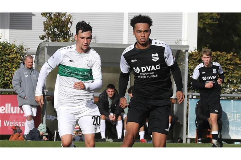 Ein Traumtor von Timo Dekorsy (re.) eröffnete die Aufholjagd für den TSV Weissach - für einen Punktgewinn gegen den FC Gerlingen reichte es jedoch nicht mehr.