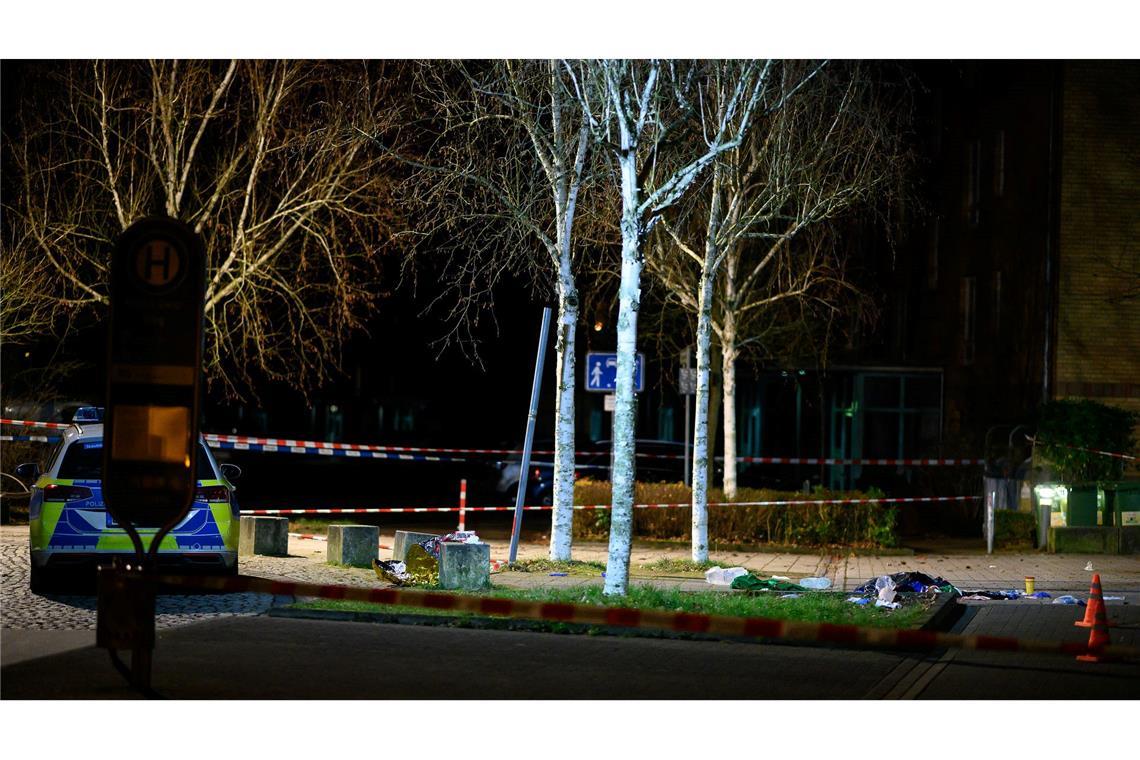 Polizist erschießt vermutlich psychisch kranken Mann Ein vermutlich psychisch kranker Mann ist am Abend bei einem Polizeieinsatz durch einen Schuss aus der Dienstwaffe eines Beamten tödlich verletzt worden.