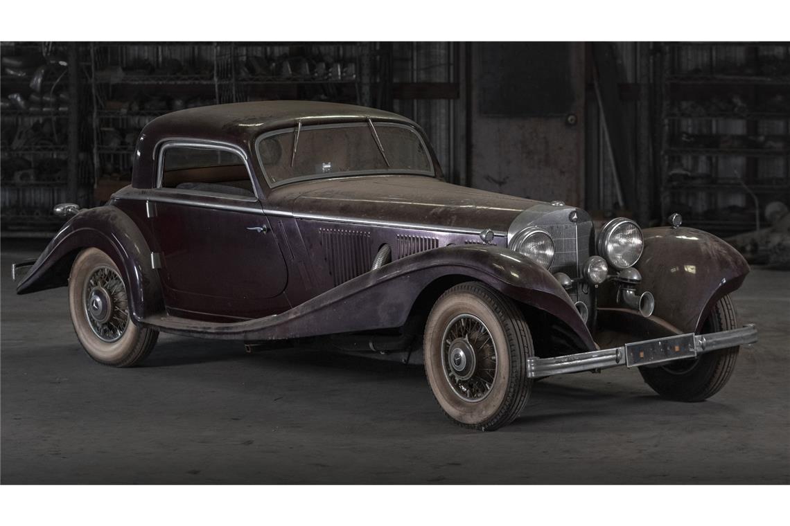 Warum ein Sammler für diesen vergammelten Mercedes 9,3 Millionen Dollar zahlte Ein weiteres Schmuckstück der Sammlung vom Hollywood-Schrottplatz: der Mercedes 500 K von Rudolf Caracciola kam für 4,130 Millionen Dollar unter den Hammer.