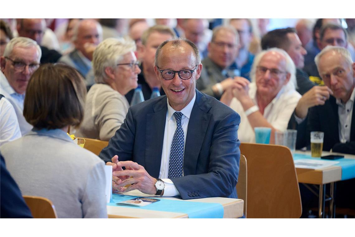 Ein Wohlfühltermin für Friedrich Merz: Eine CDU-Festveranstaltung in seiner Heimat Arnsberg.