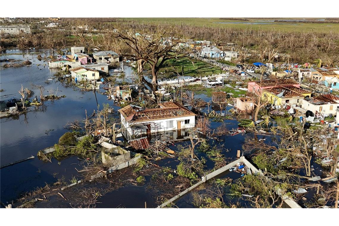 Ein zerstörtes Gebiet in Jamaika nach Hurrikan "Melissa".