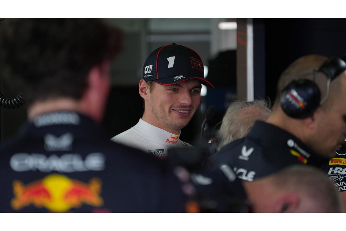 Verstappen wittert Chance bei Regenchaos nach McLaren-Gala Ein zufriedener Verstappen - selbst überrascht von Red Bull.