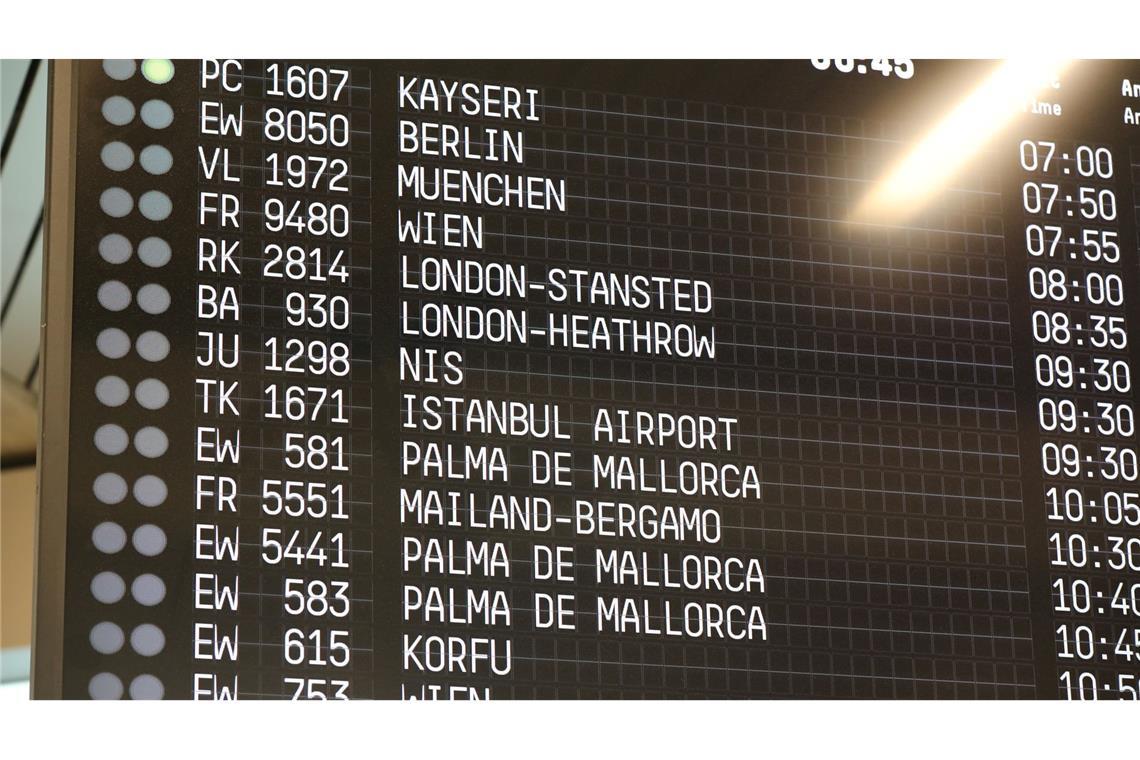EU-Reform könnte Fluggastrechte deutlich schwächen Eine mögliche EU-Reform könnte die Entschädigungsansprüche von Passagieren stark reduzieren. (Archivbild)