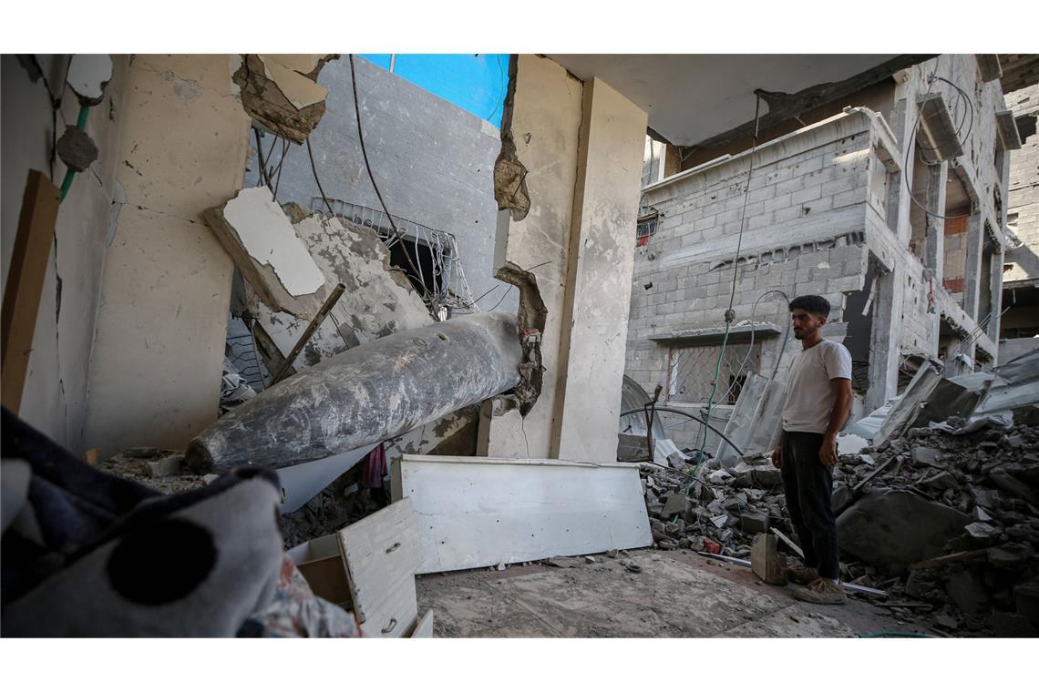 Eine nicht explodierte Bombe in Gaza: KI im Krieg birgt hohe Risiken und kann folgenschwere Fehlentscheidungen auslösen (Symbolfoto).