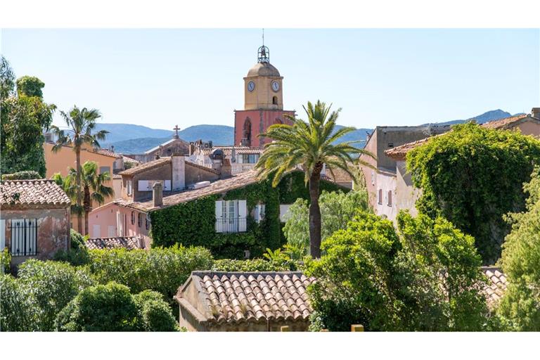 Eine Stadtansicht von Saint-Tropez in Südfrankreich. (Archivbild)