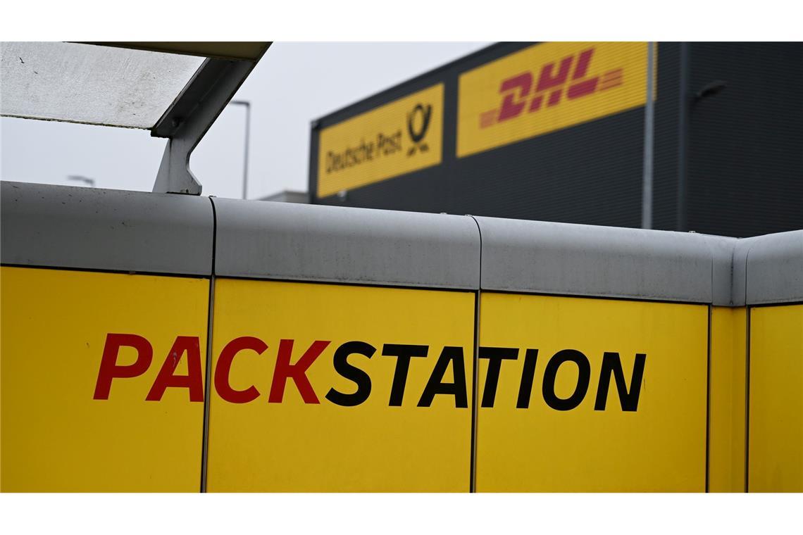 Ein Standort für alle Pakete? DHL-Tochter startet Automaten Eine von Tausenden Packstationen in Deutschland. (Archivbild)