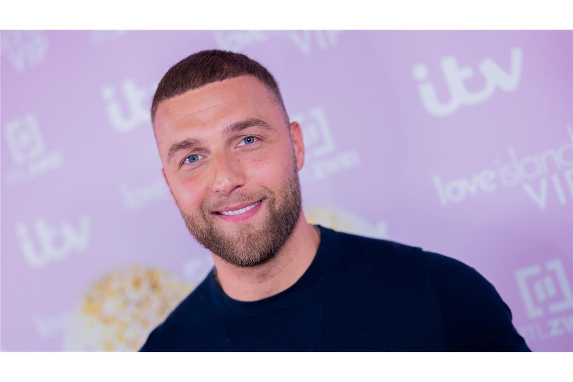 Einer der neuen Kandidaten der Show "Love Island VIP" ist Dschungelkönig Filip Pavlovic. (Archivbild)