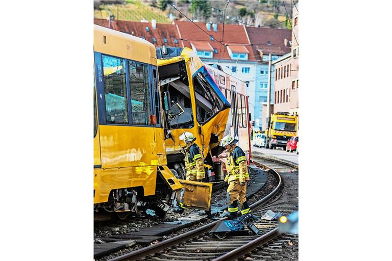 Einer der schwersten Stadtbahnunfälle: Im Februar fuhr eine Bahn auf eine andere auf – die Ursache wird noch ermittelt. Einer der schwersten Stadtbahnunfälle: Im Februar fuhr eine Bahn auf eine andere auf – die Ursache wird noch ermittelt.