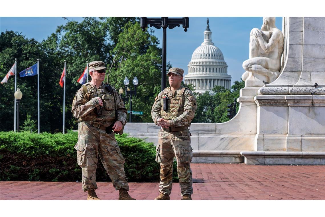 Washington verklagt US-Regierung wegen Eingriff bei Polizei Einheiten der Nationalgarde sollen mit ihrer Präsenz Sicherheit und Ordnung in der US-Hauptstadt vermitteln.
