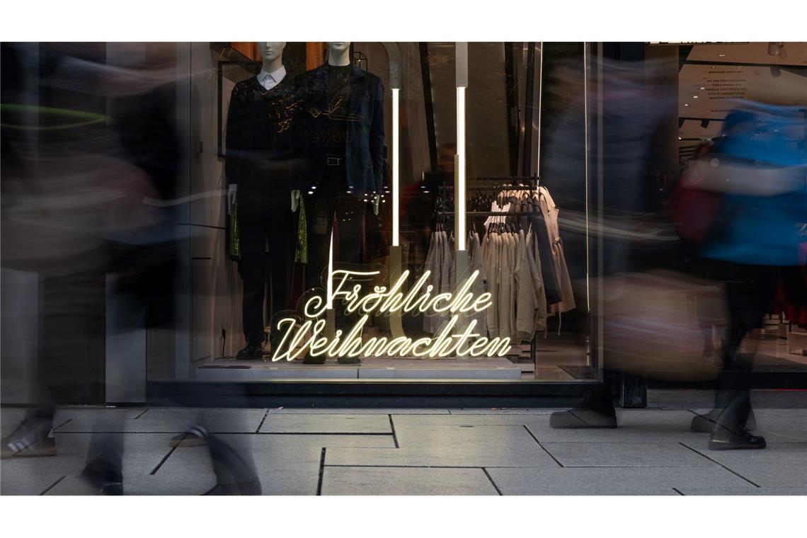 Wie lief das Weihnachtsgeschäft in Deutschland? Einige Handelsbranchen waren zufrieden mit dem Weihnachtsgeschäft, in anderen - wie im Bereich Mode - lief es nicht so gut.