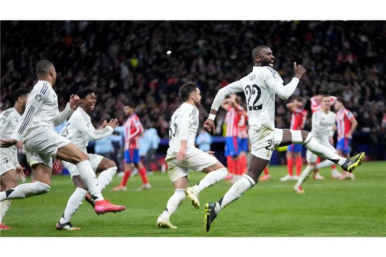 Einige Real-Stars provozierten mit ihren Gesten und ihrem Jubel die Atlético-Fans - und wurden nun bestraft.