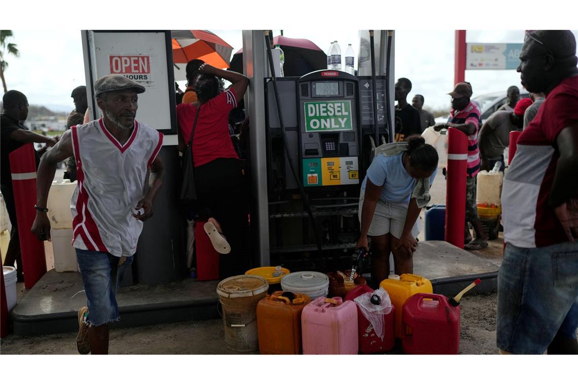 Einige Tankstellen auf Jamaika haben nur noch wenig Kraftstoff.