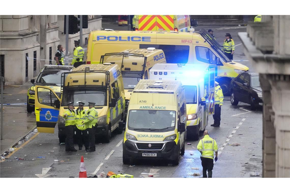 27 Menschen in Liverpool im Krankenhaus - kein Terror Einsatzkräfte in der Water Street.