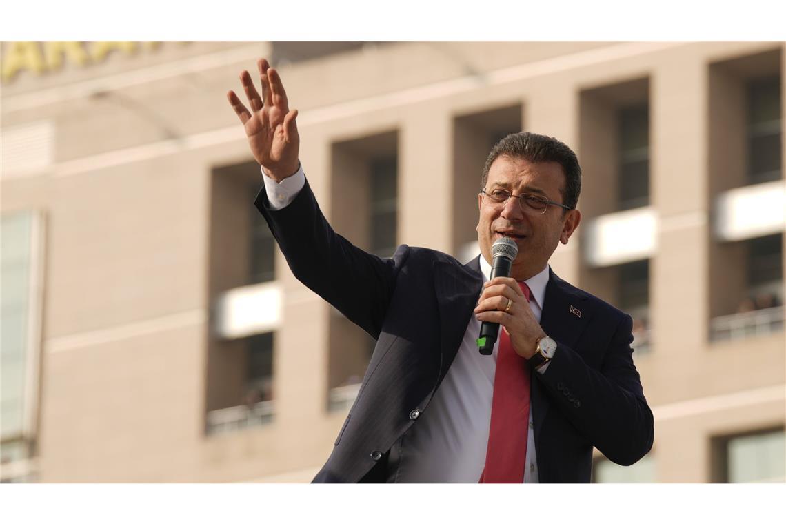 Imamoglu sagt bei Prozess zu Bedrohungsvorwürfen aus Ekrem Imamoglu steht derzeit wegen des Vorwurfs der Bedrohung eines Staatsanwalts in Istanbul vor Gericht. (Archivbild)